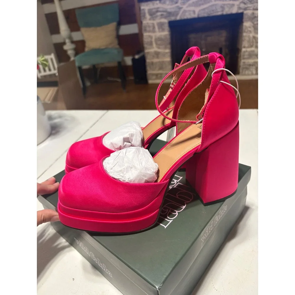 Wild Fable Bianca Hot Pink Satin Platform Heels Square Toe Ankle Strap Womens 8